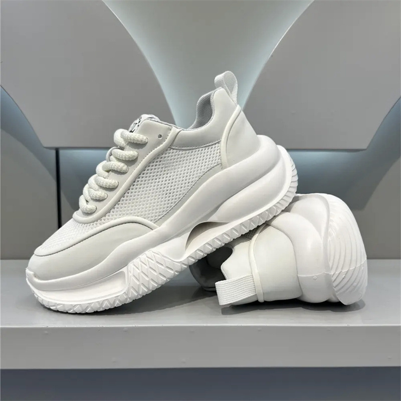 High quality all-match anti-slip, deodorant, breathable, sweat-absorbing mesh surface breathable Daddy shoes man